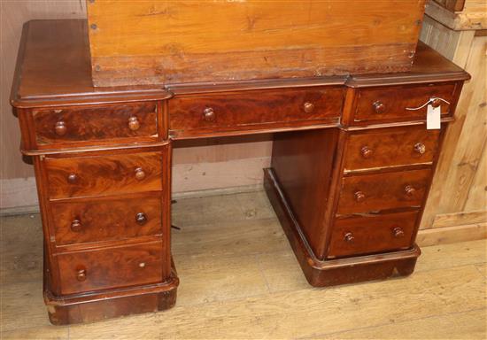 A Victorian mahogany pedestal desk W.120cm